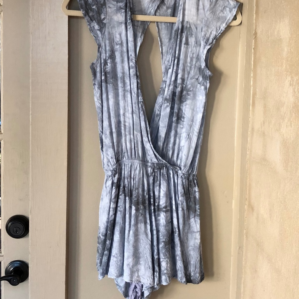 Tobi White and Blue Tie Dye Women's Romper